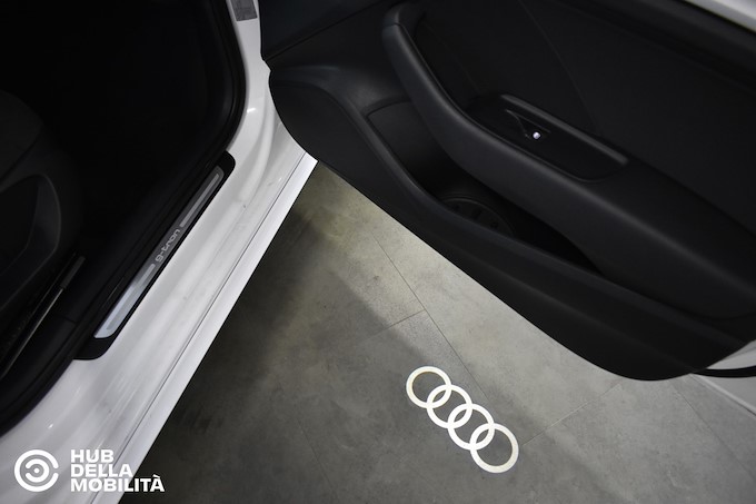 AUDI A3 SPB 30 g-tron S tronic Admired